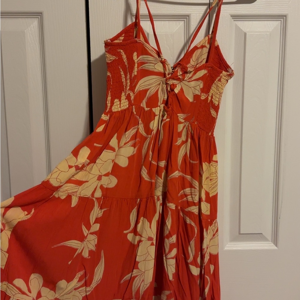 Dress - Picture 3 of 5